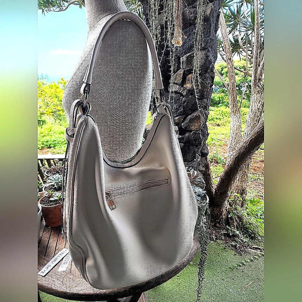 Shoulder bag